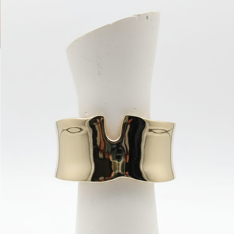 Cuff or bangle bracelet, bright gold tone Daily wear - Image 7