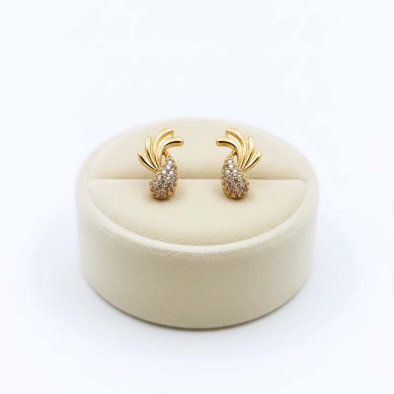 Delicate wing style anti tarnish stud earrings Dailywear or special occasions