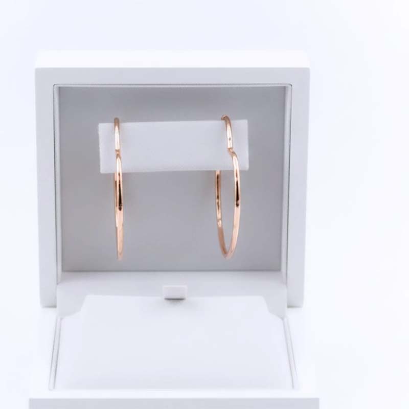 Heart-shaped hoop,minimalist, simple and delicate earrings