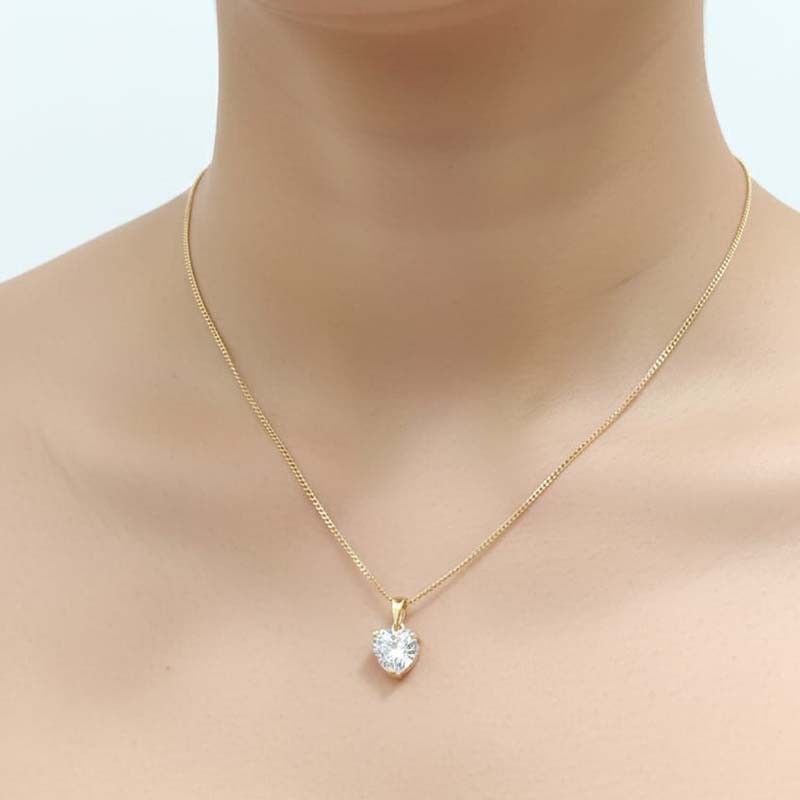 Symmetrical, heart-shaped, gold toned anti tarnish pendent - Image 9