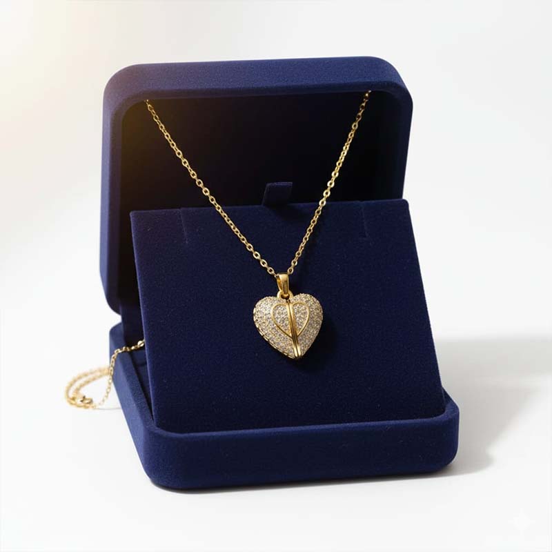 Delicate heart shaped, gold toned thin classical chain anti tarnish pendent