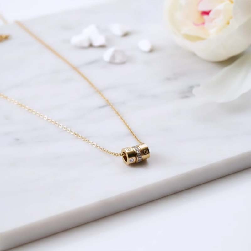 Delicate triple-barrel slider style , gold-toned thin classical chain anti tarnish pendent - Image 4