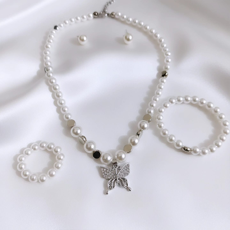 Simple. Elegant. Timeless. Pearl butterfly jewellery set