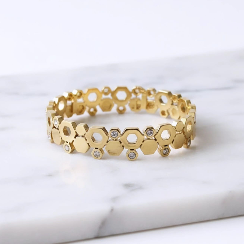 Radiant solid gold plates, open-frame cutouts, diamond-set accents design anti tarnish bracelet - Image 2