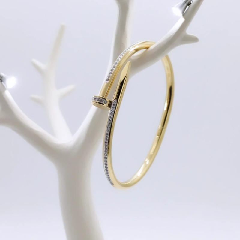 Stylish Juste un Clou style bangle design anti tarnish bracelet - Image 6