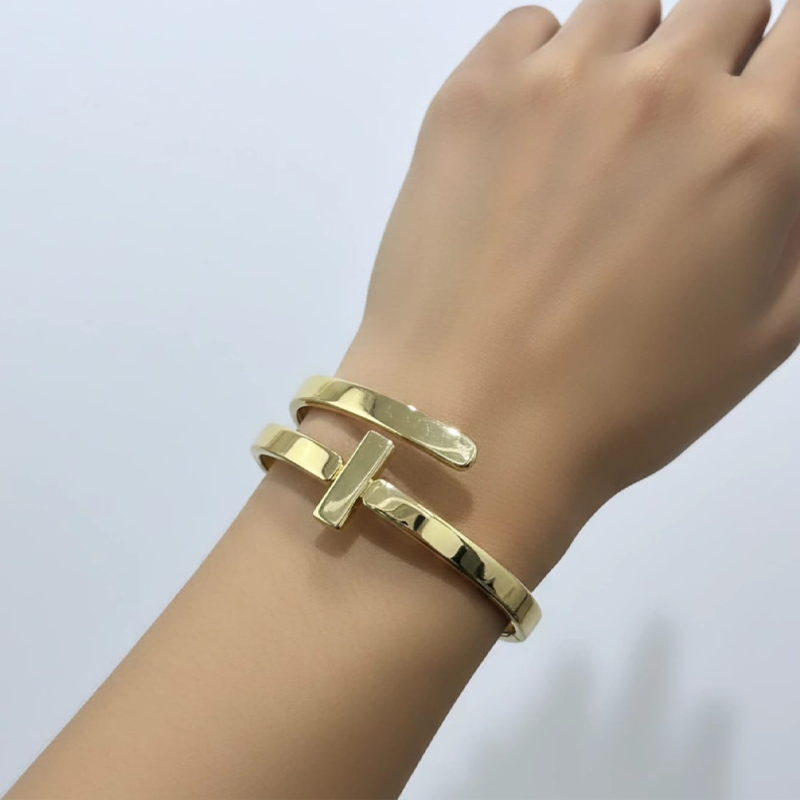 Luxurious vertical "T" or bar-shaped,spring-hinge style cuff anti tarnish bracelet - Image 11