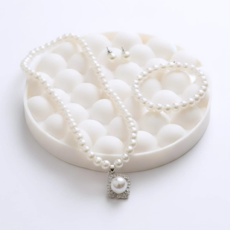 Classy clover or floral-shaped halo, four-piece pearl set - Image 6