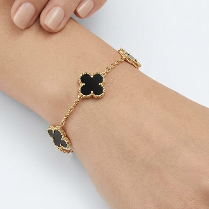 Black Clover Elegance Anti-Tarnish Bracelet - Image 2
